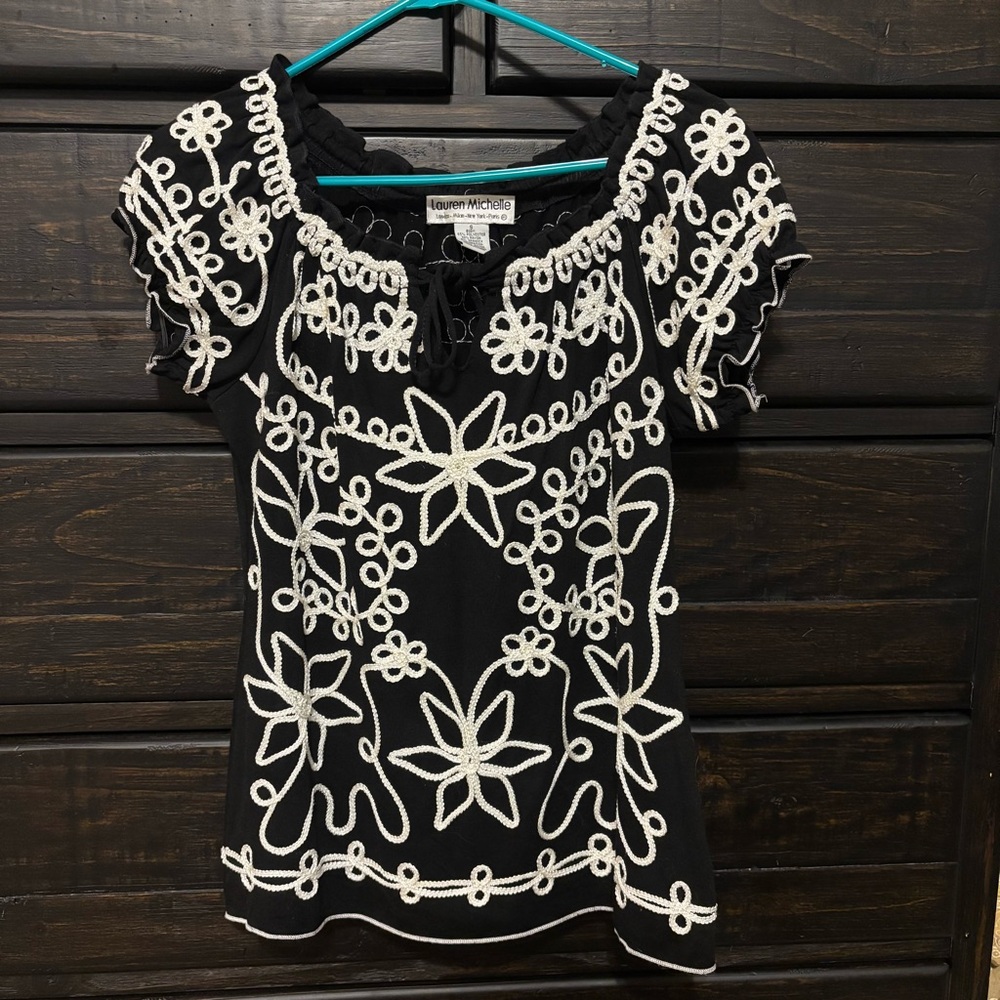 Vintage Lauren Michelle Black Top with White Embroidery